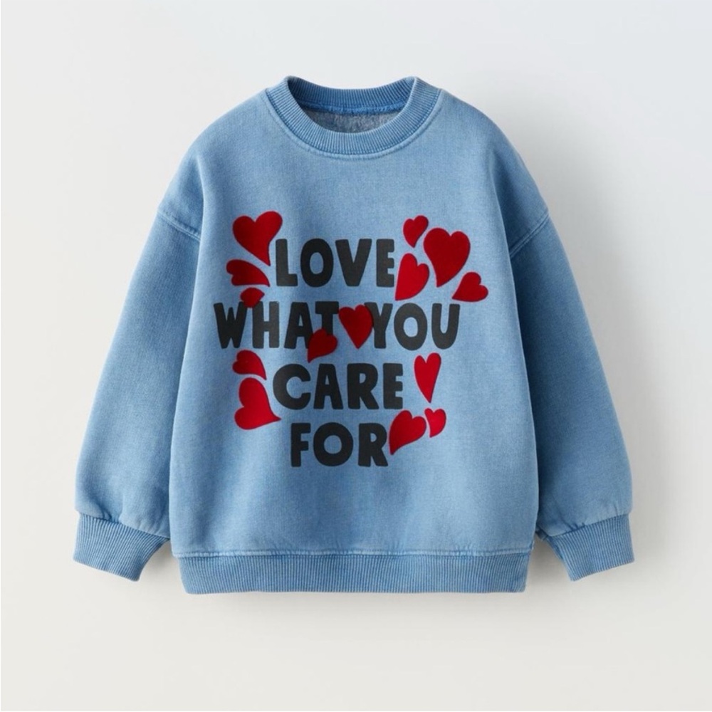 ZARA FLOCKED HEART SWEATSHIRT